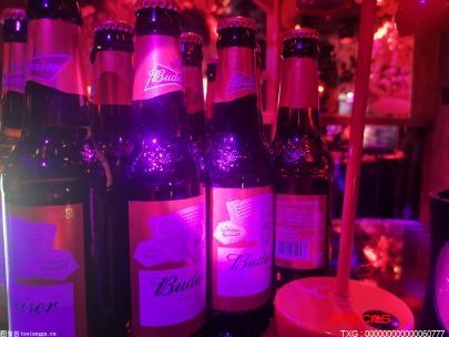 壁纸刚装修，该如何保养呢？