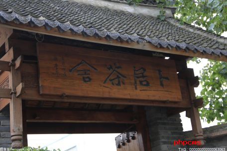 钥匙丢了，防盗门换锁芯怎么操作？