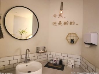 马桶裂缝别瞎缝 让专业人士来修理