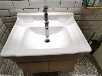 花洒安装不止要看颜值 更要考量好高度