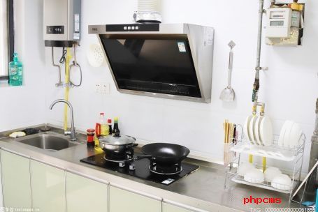 这种有缝隙的水缸盖子一定要扔掉 