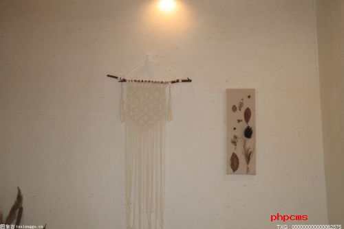 上下铺装蚊帐方便吗？