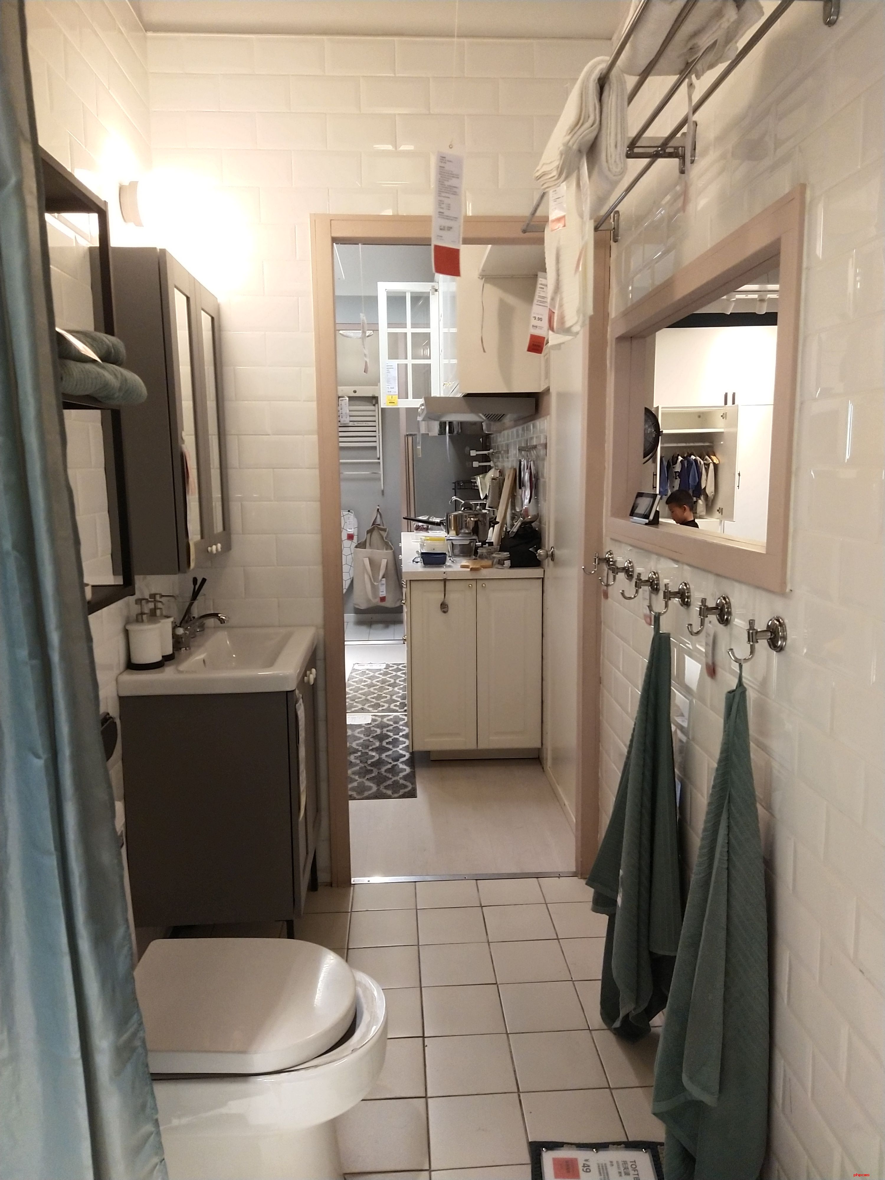 家家都有的小东西竟然还能解决卫生间瓷砖发黄问题 你知道吗？